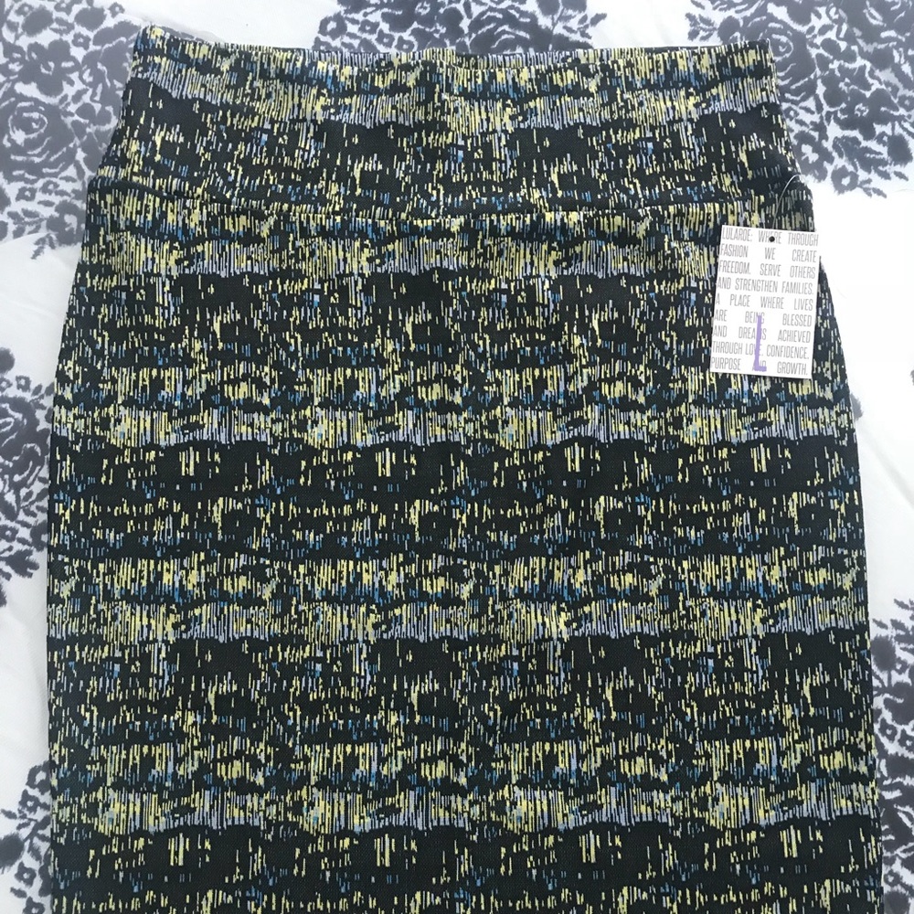 Lularoe large cassie skirt brand new